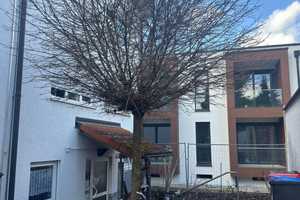 Gepflegtes 10-Zimmer-Haus mit Einbauküchen im 1.+2. OG in Oststadt, Karlsruhe – Dunantstr. 4d, 76131 Karlsruhe – Vorschaubild 1