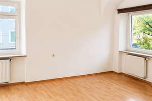 **SENKELBACH** Helle und gepflegte 4 ZKB- Wohnung im stilvollem Gebäude Nähe Arbeitsamt – Wertachstraße 19, 86153 Rechts der Wertach, Augsburg – Vorschaubild 16