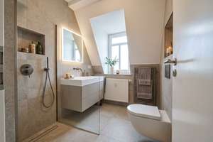 Frisch sanierte 4-Zimmer-Wohnung mit Lichterker, viel Platz & optionalem Stellplatz in DD-Omsewitz – Die vollständige Adresse der Immobilie erhältst du vom Anbieter., 1157 Briesnitz, Dresden – Vorschaubild 3