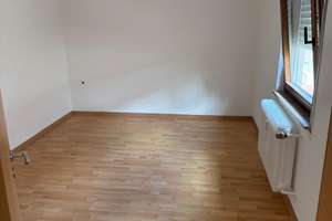 Schöne, helle 3-Zimmer-Wohnung – Plochinger Str. 68/3, 73730 Oberesslingen, Esslingen am Neckar – Vorschaubild 2