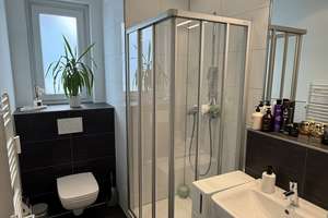 Helle 2-Zimmer-Wohnung in Düsseldorf-Unterbilk  – 40219 Unterbilk, Düsseldorf – Vorschaubild 11