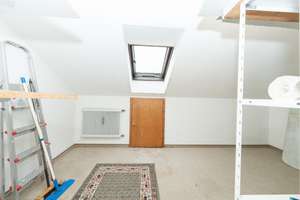 Mehrfamilienhaus in Bogen mit großzügigem Gartengrundstück – Die vollständige Adresse der Immobilie erhältst du vom Anbieter., 94327 Bogen – Vorschaubild 22