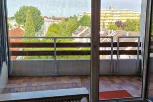 2 ZKB mit großem Balkon, teilmöbliert