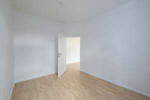 Ihr Rückzugsort: Wohnung mit Terrasse und Badewanne in Berlin-Adlershof - provisionsfrei – Handjerystraße 36, 12489 Adlershof, Berlin – Vorschaubild 15