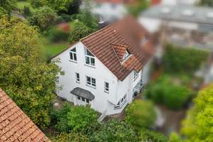 Familienparadies in Birkach- gepflegte DHH mit Sauna, Kamin und Gartenidylle
