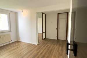 Exklusive, vollständig renovierte 2-Zimmer-Wohnung mit Balkon in Köln Rodenkirchen – Mainstraße 30, 50996 Köln – Vorschaubild 3