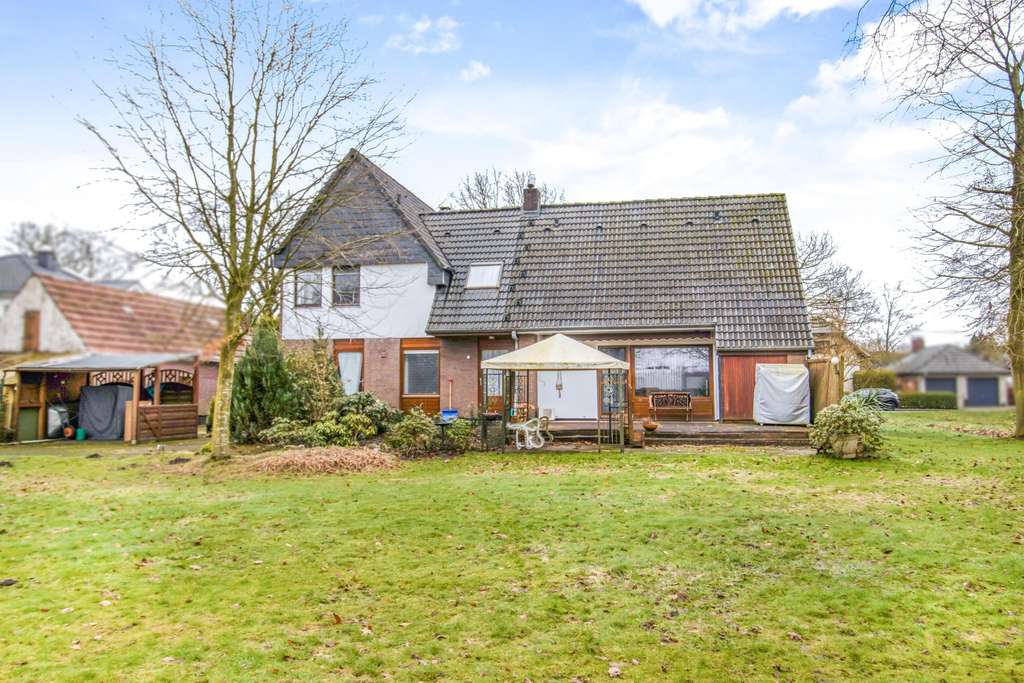 Immobilie in Schwanewede - Löhnhorst/Leuchtenburg: Zweifamilienhaus mit großem Garten, Sonnenterrasse und Garage in guter Lage - Bild 3