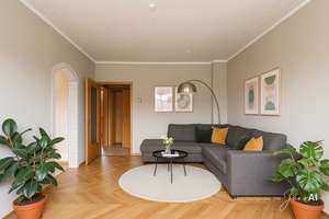 Investmentchance: Mehrfamilienhaus mit 3 Einheiten und Ausbaupotenzial – Die vollständige Adresse der Immobilie erhältst du vom Anbieter., 47167 Obermarxloh, Duisburg – Vorschaubild 1