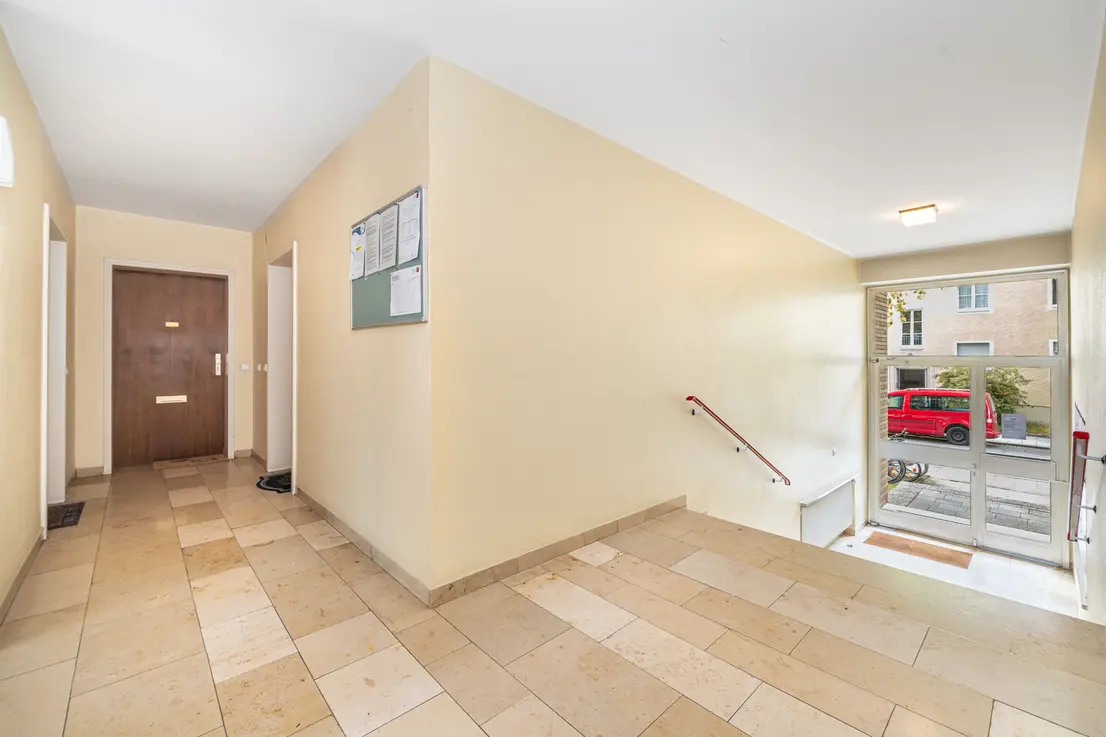Ruhige 2-Zimmer-Wohnung mit Balkon & Einbauküche in gepflegter Wohnanlage in München-Laim — foto 2