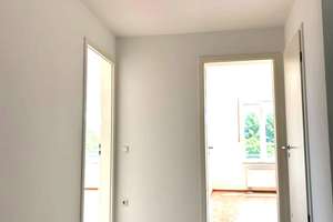 Ihr neues Zuhause: Renoviert, mit Balkon und neuer Einbauküche – Von-Stauffenberg-Straße 98, 82008 Unterhaching – Vorschaubild 10
