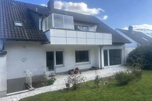 Viel Raum für Ideen: Zweifamilienhaus mit Garten und Balkon in Herford  – Die vollständige Adresse der Immobilie erhältst du vom Anbieter., 32049 Herford – Vorschaubild 2