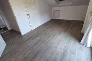 * ohne Makler* Zuhause mit Platz für Familie, Homeoffice und Gäste *von privat, ohne Makler* – Kleiberweg 10, 86199 Bergheim, Augsburg – Vorschaubild 19