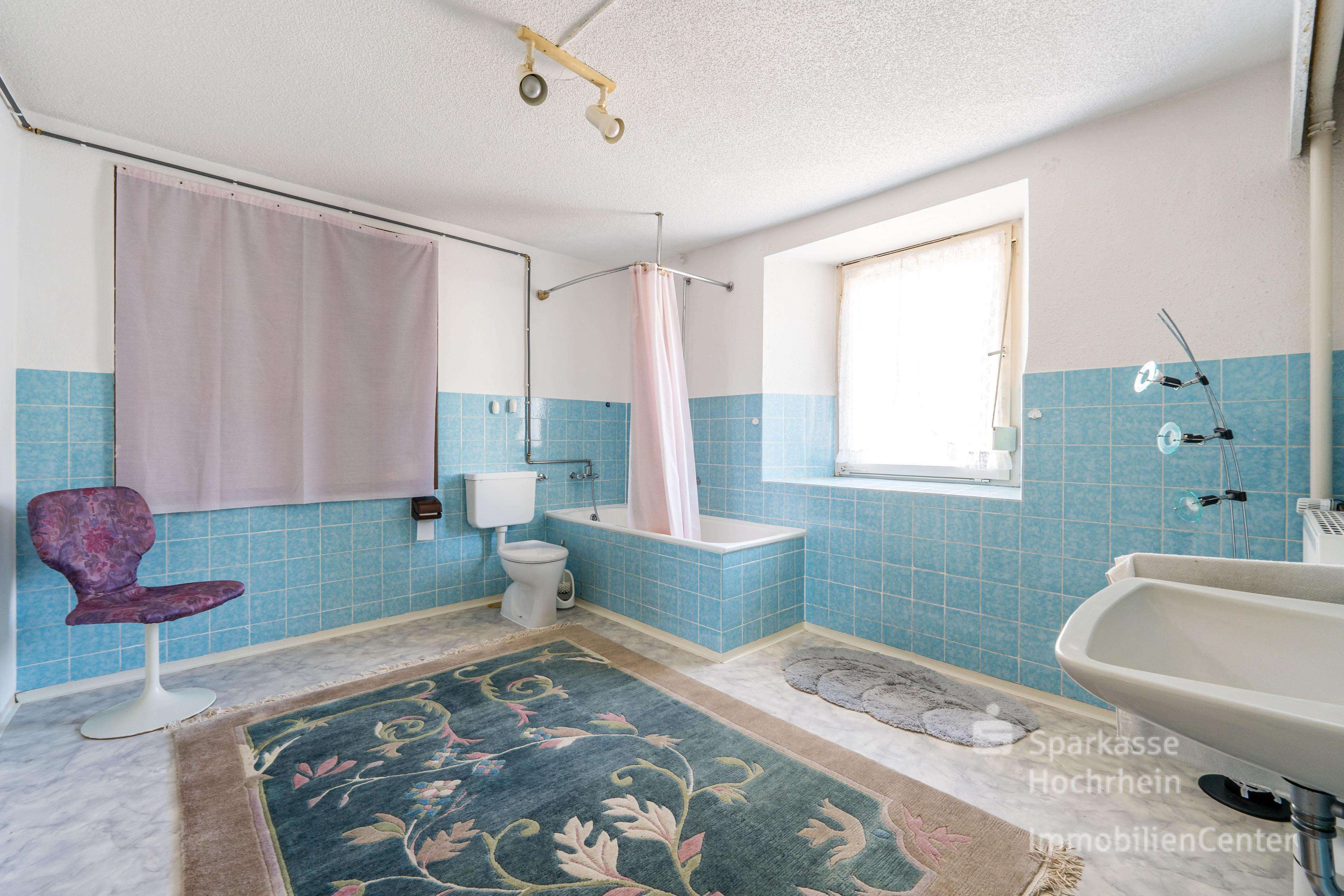 Immobilie in Görwihl - Ein-/Zweifamilienhaus mit Villencharakter und pflegeleichter Außenanlage - Bild 10