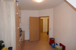 2-Zimmer-Wohnung  in Kümmersbruck, 70 qm, DG, Balkon, Garage – Ringstraße 62, 92245 Kümmersbruck – Vorschaubild 8