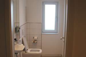 Privatverkauf! Geräumiges 5,5-Zimmer-Haus in München-Moosach – Die vollständige Adresse der Immobilie erhältst du vom Anbieter., 80997 Moosach-Bahnhof, München – Vorschaubild 7