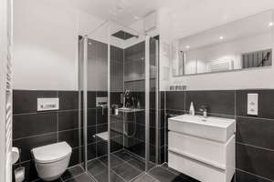 Townhouse mit Kamin & zwei Sonnenterrassen- stilvoll wohnen nahe Hamburg – Die vollständige Adresse der Immobilie erhältst du vom Anbieter., 22848 Norderstedt – Vorschaubild 13