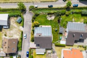 Großzügiges Einfamilienhaus mit reichlich Ausbaupotenzial & herrlichem Gartenparadies! – Die vollständige Adresse der Immobilie erhältst du vom Anbieter., 92421 Schwandorf – Vorschaubild 3