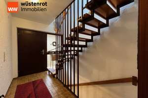 Gepflegtes Zweifamilienhaus mit großzügigem Grundstück, Terrasse, Balkon und Garage in Mutlangen – Spagenstraße 10, 73557 Mutlangen – Vorschaubild 5