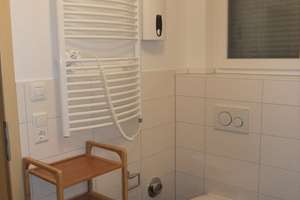 möblierte 2-Zimmer-Einliegerwohnung in zentraler Lage in Böblingen – Am Käppele 27, 71032 Böblingen – Vorschaubild 9
