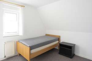 Familienfreundliche Doppelhaushälfte in bester Lage von Bielefeld-Mitte – Die vollständige Adresse der Immobilie erhältst du vom Anbieter., 33609 Mitte, Bielefeld – Vorschaubild 24