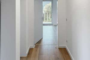Sanierte, helle 2,5-Zimmer Wohnung mit Einbauküche, Stellplatz & großem Balkon nahe ALDI Campus – Waterfohrstraße 9, 45139 Frillendorf, Essen – Vorschaubild 4