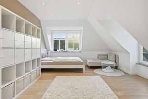 Exklusives Familienanwesen mit privater Spa-Oase und gehobenem Wohnambiente! – Die vollständige Adresse der Immobilie erhältst du vom Anbieter., 28357 Borgfeld, Bremen – Vorschaubild 12