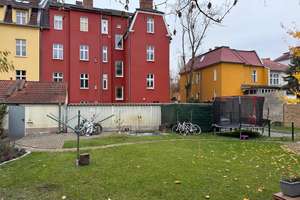Charmante Altbauwohnung mit großzügigem Hof, Gartenidylle und gewachsener Hausgemeinschaft – Treskowallee 56, 10318 Karlshorst, Berlin – Vorschaubild 18