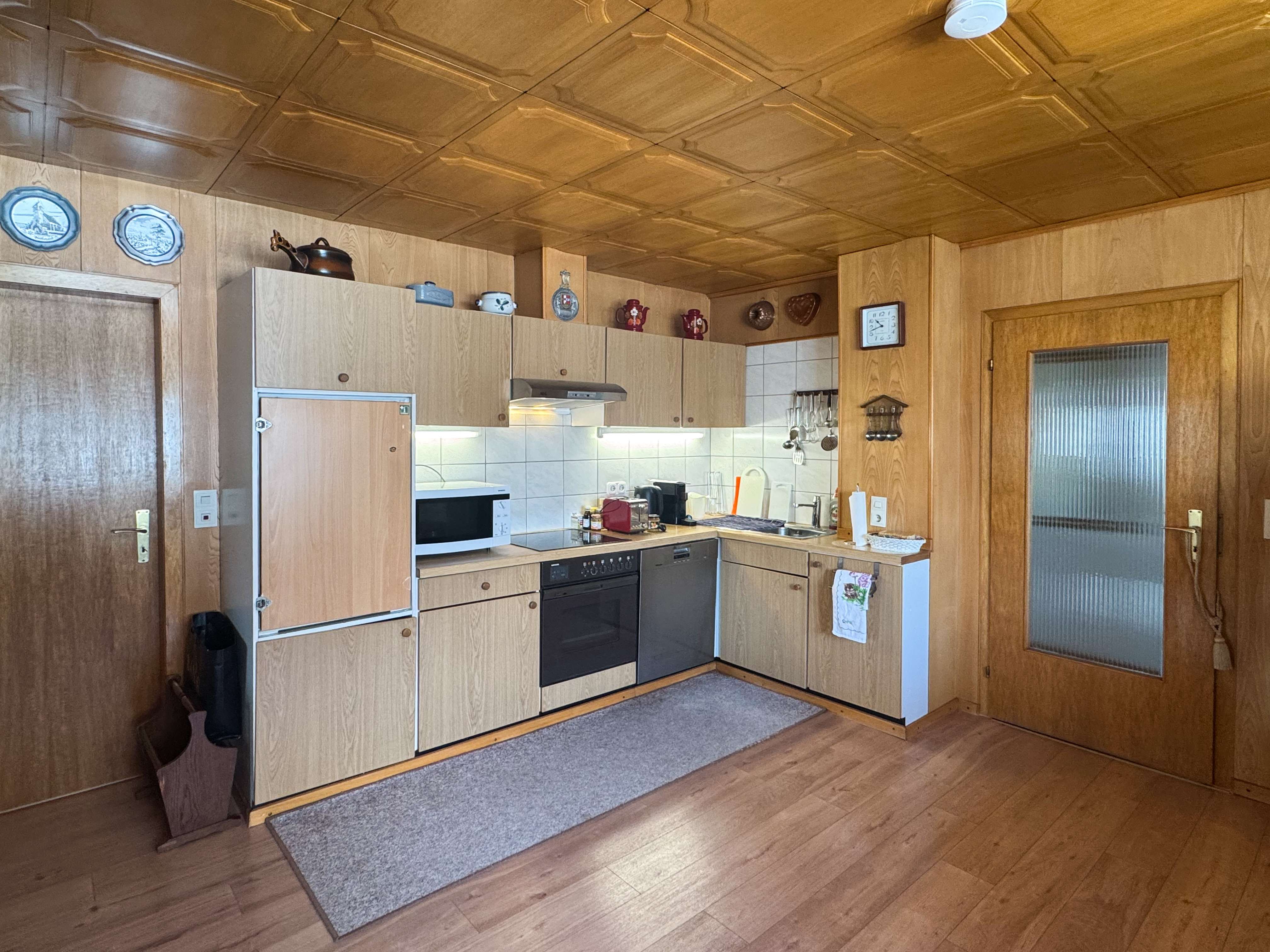 Immobilie in Riedstadt - Großzügiges und gepflegtes Zweifamilienhaus mit Garten, Terrasse, und Garagen sowie Ausbaupotenzial - Bild 23