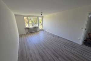 Helle und großzügige 4-Zimmer-Wohnung mit Balkon in bester Lage – ideal für Familien! – 80993 Alt-Moosach, München – Vorschaubild 2