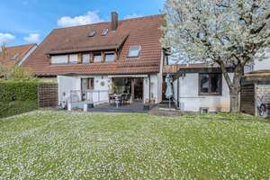 Gepflegte Doppelhaushälfte in begehrter Lage – Die vollständige Adresse der Immobilie erhältst du vom Anbieter., 70437 Rot, Stuttgart – Vorschaubild 16