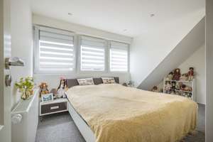 Wohnen auf höchstem Niveau: Saniertes Haus inkl. hochwertiger Einbauküche in Übach-Palenberg – Die vollständige Adresse der Immobilie erhältst du vom Anbieter., 52531 Übach-Palenberg – Vorschaubild 10