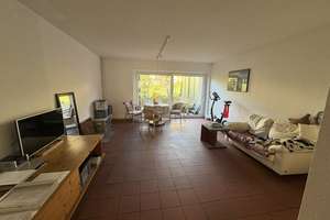 Schönes Stadthaus mit Entwicklungspotential in Kiel-Hasseldieksdamm – Die vollständige Adresse der Immobilie erhältst du vom Anbieter., 24109 Hasseldieksdamm, Kiel – Vorschaubild 7