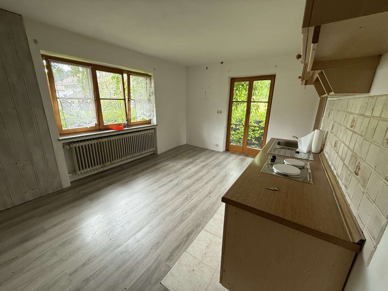 Immobilie in Wallgau - Zweifamilienhaus mit Garage und weitläufigem Grundstück - Bild 0