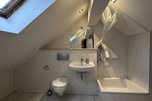 Großzügige Maisonette mit Loft-Charakter | Galerie, Kamin & separates Apartment – Penningsfelder Weg 103, 51069 Dellbrück, Köln – Vorschaubild 10