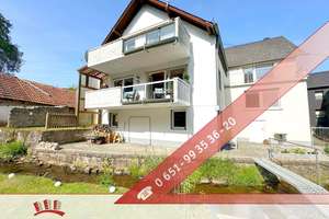 Weitläufiges, einzugsbereites Familienidyll mit Traumgarten und Bachlauf – 3 Balkone, Garage, Ausbau