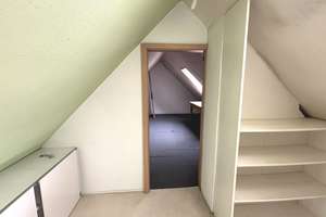 Wohnen & Wohlfühlen: Zweifamilienhaus – Die vollständige Adresse der Immobilie erhältst du vom Anbieter., 22926 Ahrensburg – Vorschaubild 23
