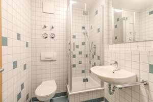 Stilvoll möblierte Souterrain-Wohnung mit sonniger Terrasse - Ihr neues Wohlfühlzuhause! – Mönchstraße 27, 70191 Am Pragfriedhof, Stuttgart – Vorschaubild 5