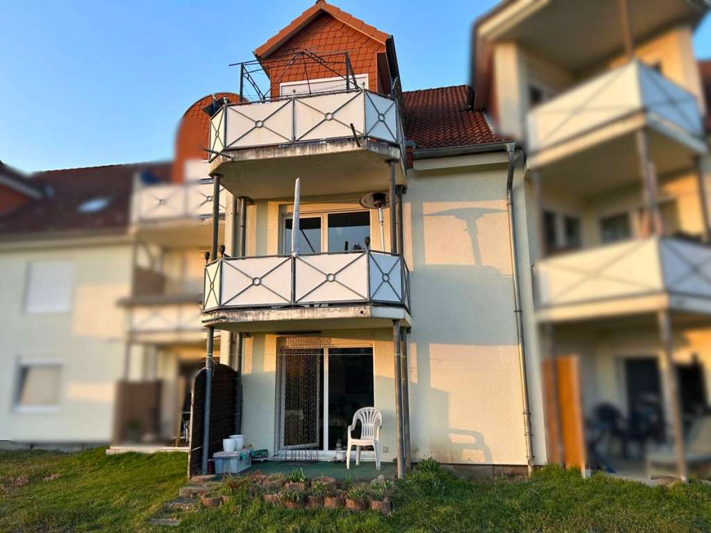 Immobilie in Rinteln - Attraktive 2-Zimmer-Eigentumswohnung mit Tiefgaragenstellplatz in Rinteln - Bild 1