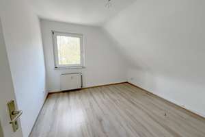 Gemütliche Dachgeschosswohnung in Gelsenkirchen Scholven – Kirchhellenstr. 238, 45896 Scholven, Gelsenkirchen – Vorschaubild 2