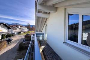 Einmalige Gelegenheit
Charmantes Reihenendhaus mit DG. Studio Hochgratblick Bestlage von Oberstaufe – Die vollständige Adresse der Immobilie erhältst du vom Anbieter., 87534 Oberstaufen – Vorschaubild 33
