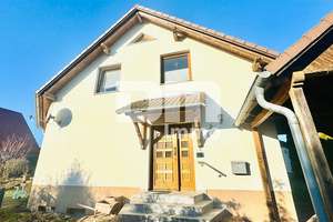 Umfangreich saniertes Einfamilienhaus mit großer Terrasse, Garage, Carport und Einliegerbereich – Die vollständige Adresse der Immobilie erhältst du vom Anbieter., 6333 Walbeck – Vorschaubild 2