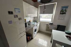 Schöne 3-Zimmer-Wohnung in Geestemünde mit Einbauküche und Keller – Die vollständige Adresse der Immobilie erhältst du vom Anbieter., 27570 Geestemünde, Bremerhaven – Vorschaubild 2