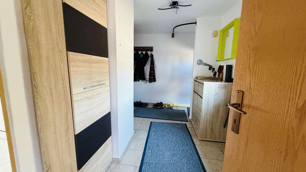 Immobilie in Sarstedt - Reihenendhaus mit Anbau, Garten und Garage - Bild 3