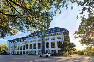 Großzügige 2-Zimmer mit Wannenbad, Balkon, Aufzug, Tiefgarage und Abstellraum am Küchwald – Leipziger Straße 137 A, 9113 Schloßchemnitz, Chemnitz – Vorschaubild 10