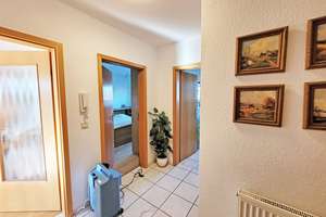 SOLIDE, MASSIV, WERTBESTÄDIG!!! Attraktive 2- Zimmer- ETW  mit Balkon und Carport – Riedweg 3, 36266 Heringen (Werra) – Vorschaubild 17
