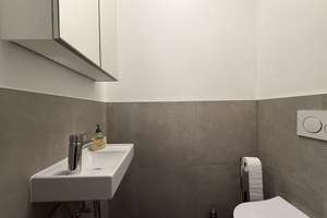 Moderne Designwohnung mit Panoramafenstern & hochwertiger Ausstattung  – Die vollständige Adresse der Immobilie erhältst du vom Anbieter., 22399 Poppenbüttel, Hamburg – Vorschaubild 6