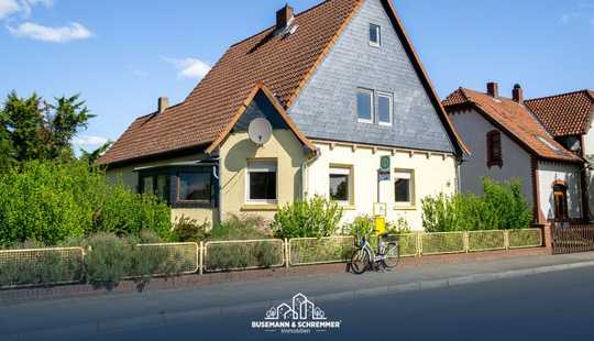 Bild von RESERVIERT! Großzügiges Einfamilienhaus mit Potenzial in Peine