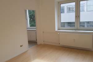 Solides MFH in Düsseldorf Friedrichstadt – 40215 Friedrichstadt, Düsseldorf – Vorschaubild 35