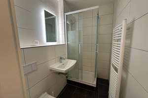 Erstbezug eines renovierten 1-Zimmer -Appartements mit Balkon! – Bevenser Weg 3, 30625 Heideviertel, Hannover – Vorschaubild 3