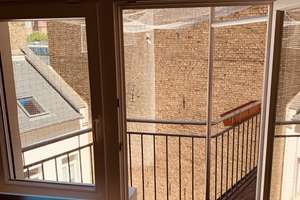 Heller sanierter Stilaltbau, 2 Zi.Kü. Bad, Gäste WC Balkon , Aufzug von Privat – Rheinstraße 49, 65185 Mitte, Wiesbaden – Vorschaubild 14